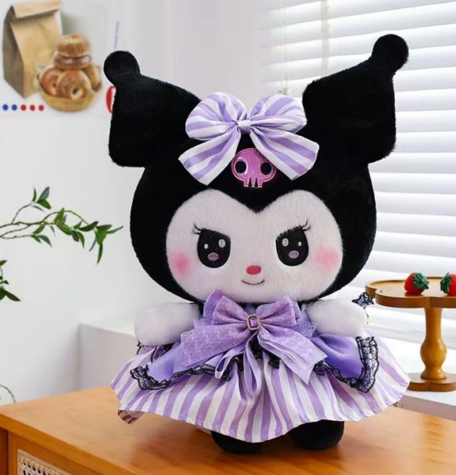 XR0125 Kuromi Rayas 45cm